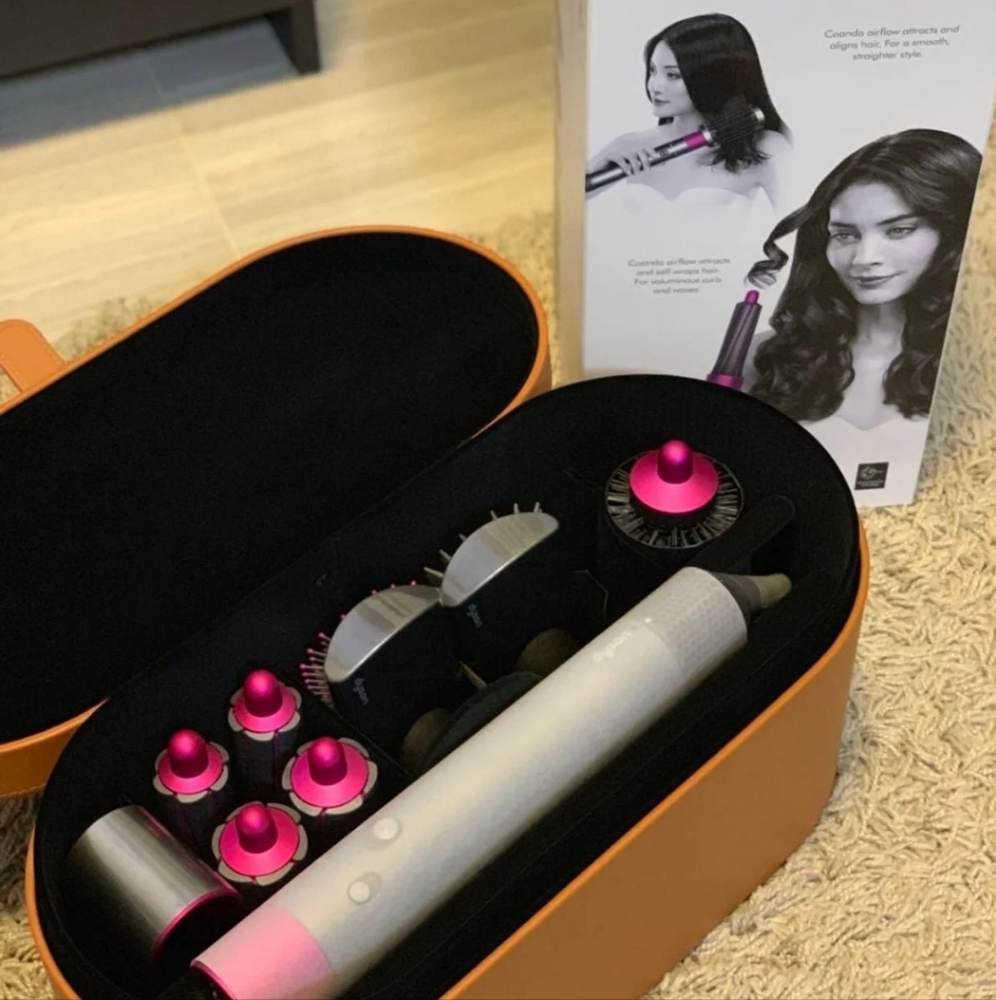 Dyson airwrap new